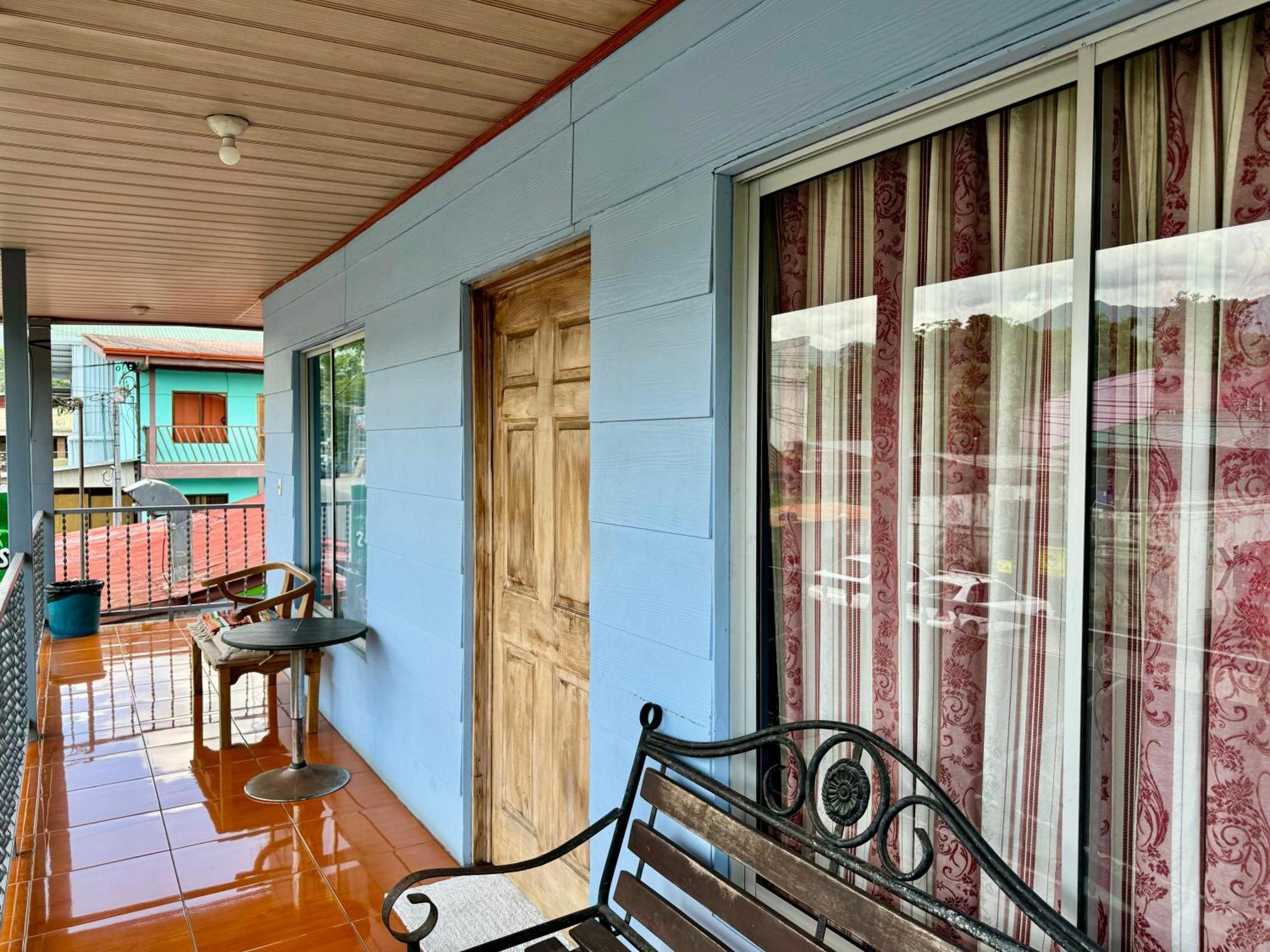 Cabinas Las Palmas Del Sol La Fortuna Exterior photo